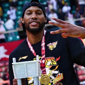 世界杯手机直播-恭喜！广东队3连冠功勋球员，拿到了一份新的合同